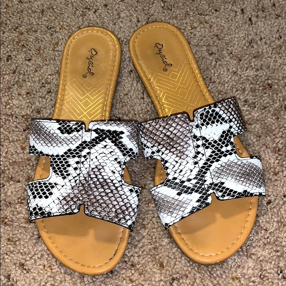 Qupid Shoes - Qupid Snakeskin Sandals